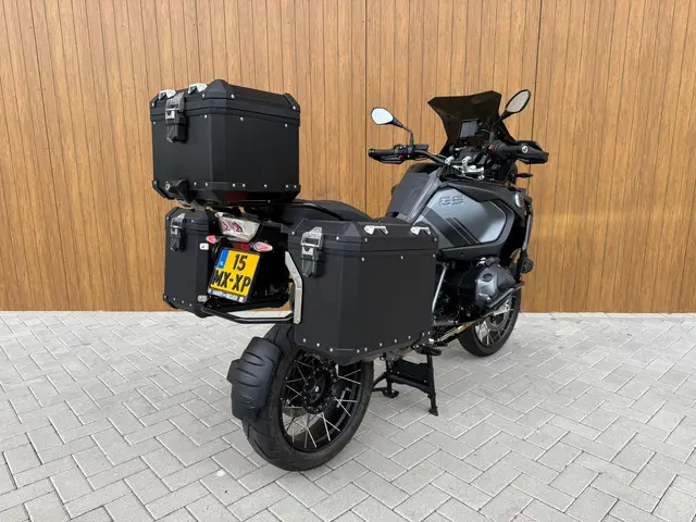 BMW R 1250 GS Adventure All-Road 2023 Benzine 3