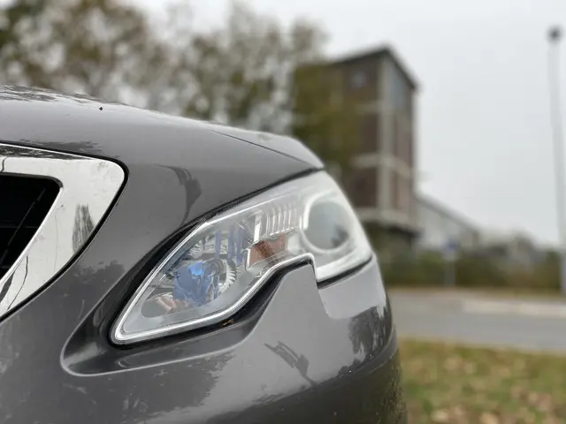 Peugeot 2008 1.2 PureTech Blue Lion 2016 Benzine 11