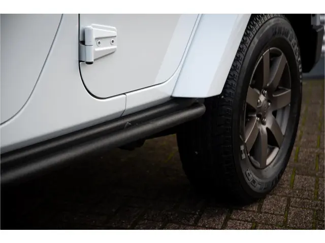 Jeep Wrangler Unlimited 3.6 Golden Eagle 2019 Benzine 35