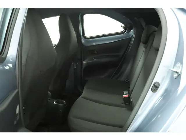 Toyota Aygo X 1.0 VVT-i MT Play 2025 Benzine 18