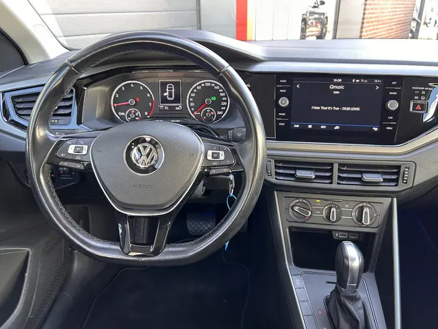 Volkswagen Polo 1.0 TSI 2018 Benzine 12