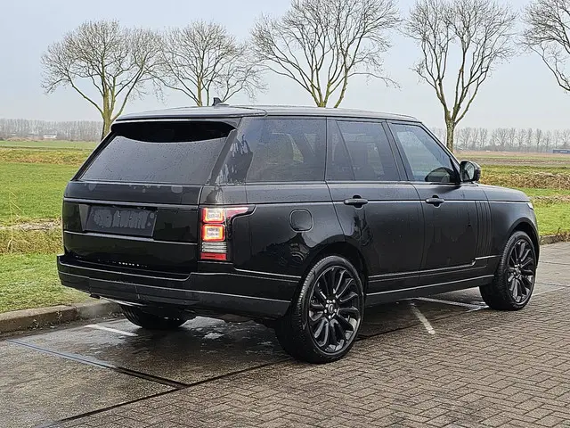 Land Rover Range Rover LANDROVER 2016 Benzine 3