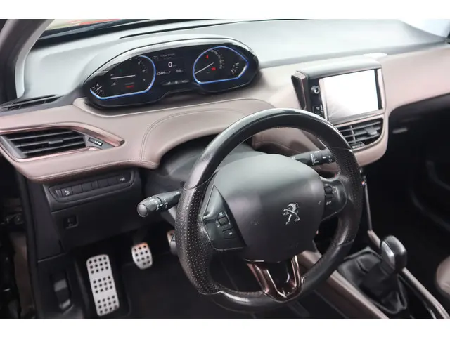 Peugeot 2008 1.6 VTi Féline 2013 Benzine 3