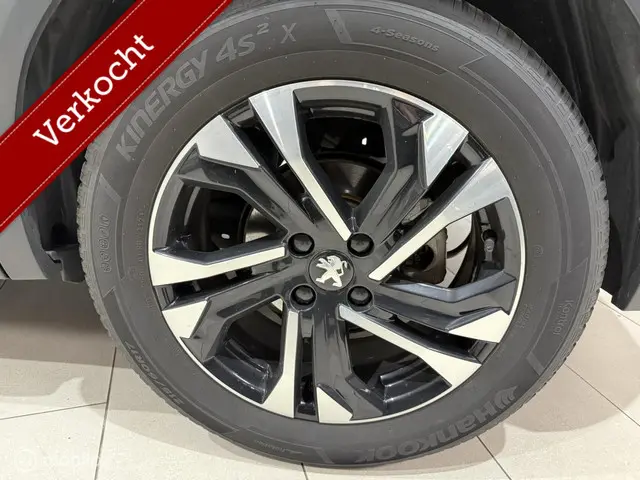 Peugeot e-2008 EV GT 50 kWh Navi 2021 Elektrisch 20