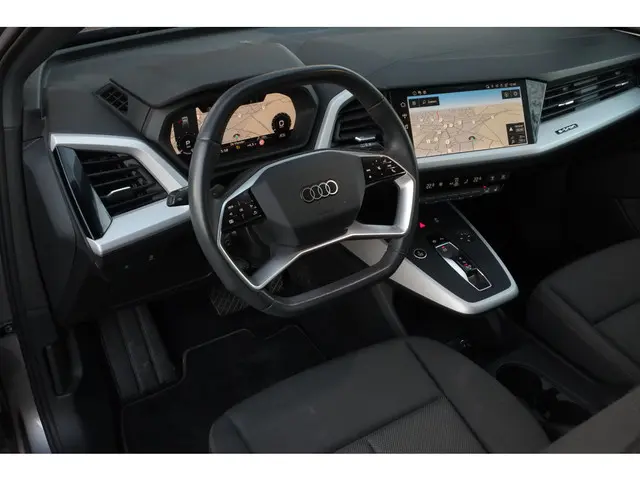 Audi Q4 40 Advanced edition 77 kWh 2023 Elektrisch 12