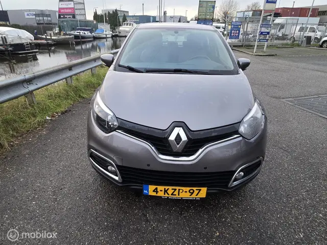 Renault Captur 1.2 TCe Expression AUTOMAAT 2013 Benzine 2