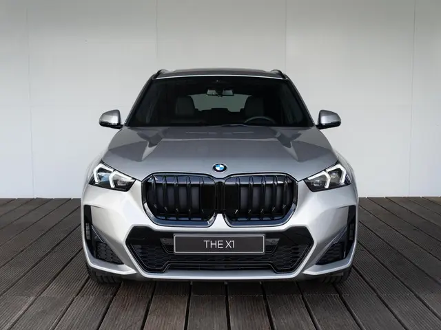 BMW X1 sDrive18i 2025 Benzine 3