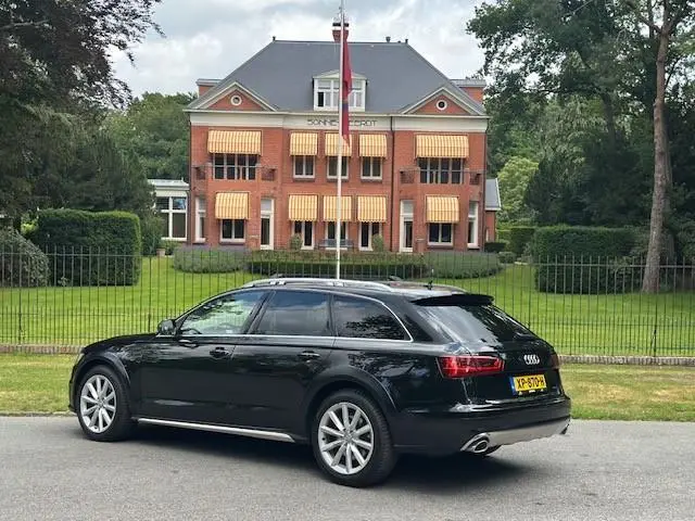 Audi A6 Allroad quattro 3.0 TDI Edition 2019 Diesel 8