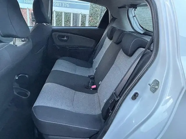 Toyota Yaris 1.5 Hybrid Aspiration 2016 Hybride Benzine 6