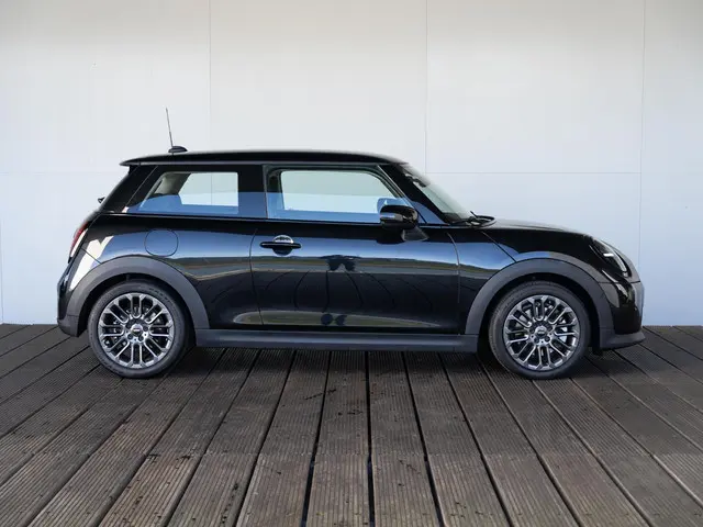 MINI 3-Deurs Cooper C 2024 Benzine 4