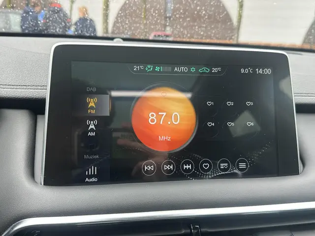 MG EHS 1.5 TGDI Luxury 2023 Hybride Benzine 25