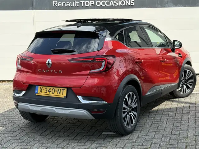Renault Captur 1.3 160 iconic 2023 Benzine 13