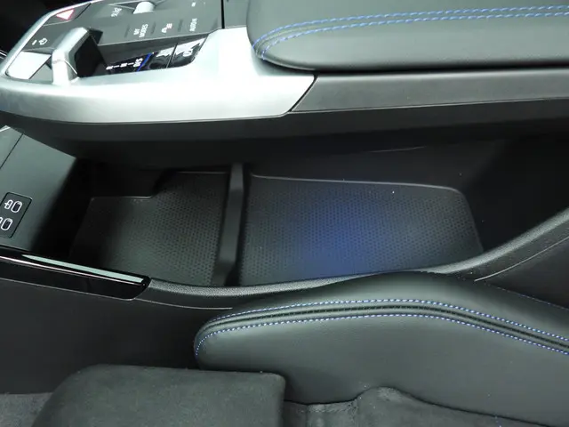 BMW X1 xDrive25e 2025 Hybride Benzine 46