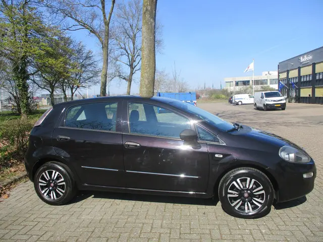 Fiat Punto Evo 0.9 TwinAir Easy 2013 Benzine 3