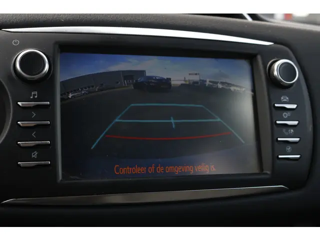 Toyota Yaris 1.5 Hybrid Y20 2019 Hybride Benzine 18