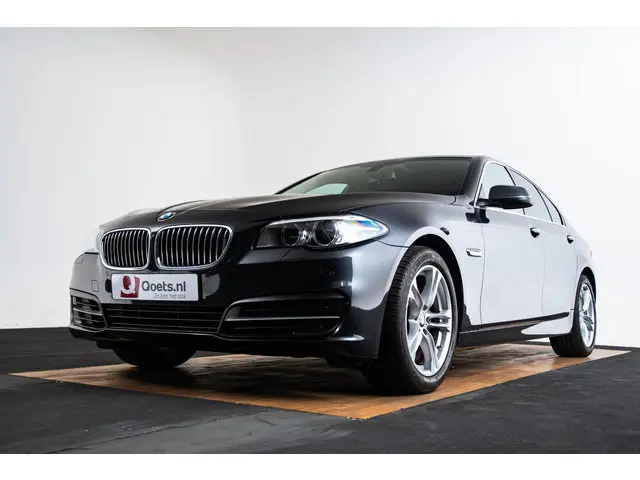 BMW 5 Serie 520i Executive 2016 Benzine 19