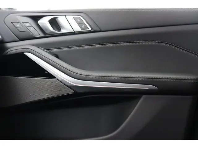 BMW X5 xDrive50e 2023 Hybride Benzine 41