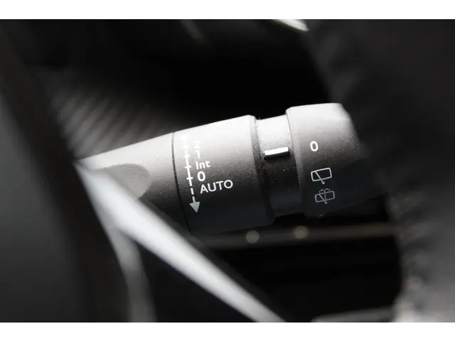 Peugeot 2008 1.5 BlueHDi Blue Lease Active 2021 Diesel 29