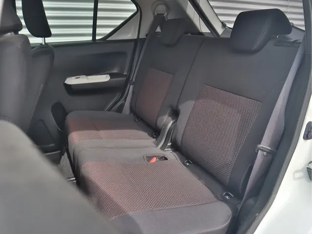 Suzuki Ignis 1.2 AllGrip Select Intro 2017 Benzine 23