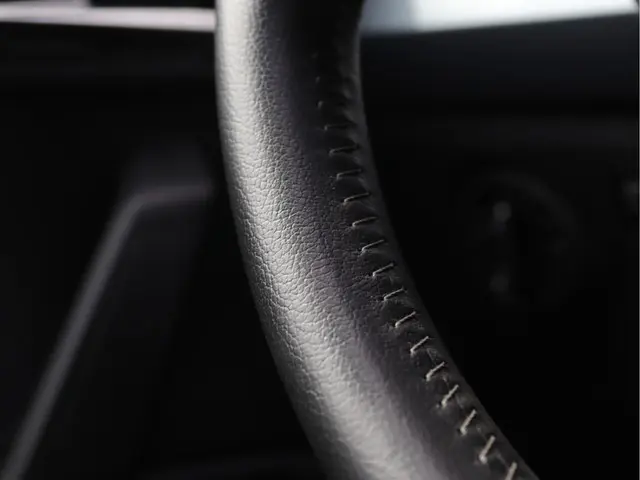 SEAT Arona 1.0 TSI Style Business Intense 2018 Benzine 53