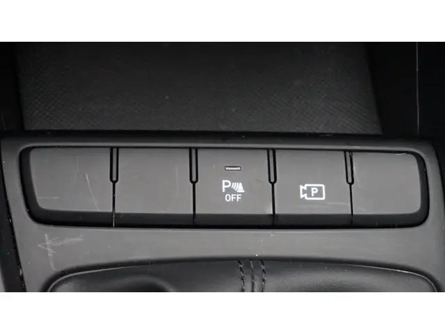 Hyundai i20 1.2 MPI Comfort Smart 2022 Benzine 24