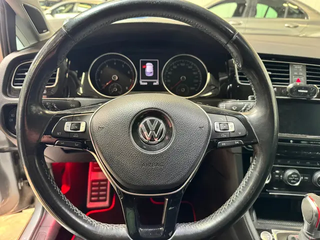 Volkswagen Golf 1.4 TSI Business Edition 2014 Benzine 12