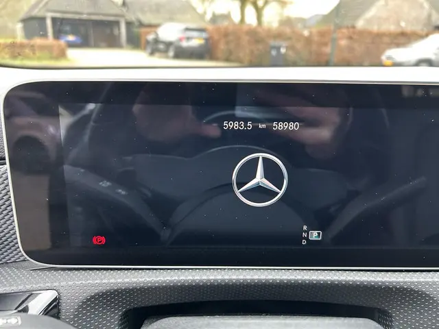 Mercedes-Benz A-Klasse 220 Premium 2019 Benzine 16