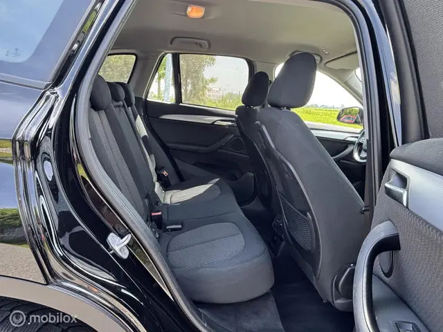 BMW X1 sDrive18i High Executive | Garantie | 2018 Benzine 10