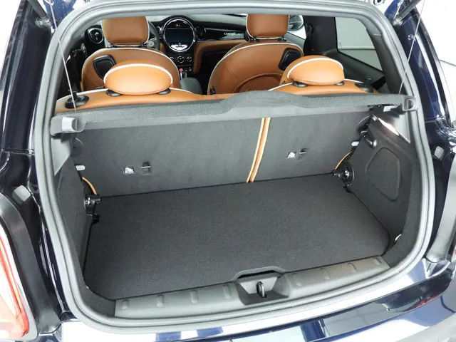 MINI 3-Deurs Cooper 2022 Benzine 9