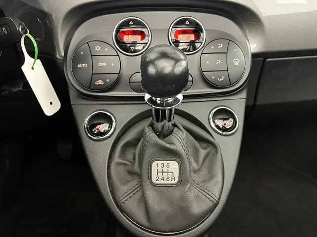 Fiat 500C 1.0 Hybrid Dolcevita 2022 Hybride Benzine 13