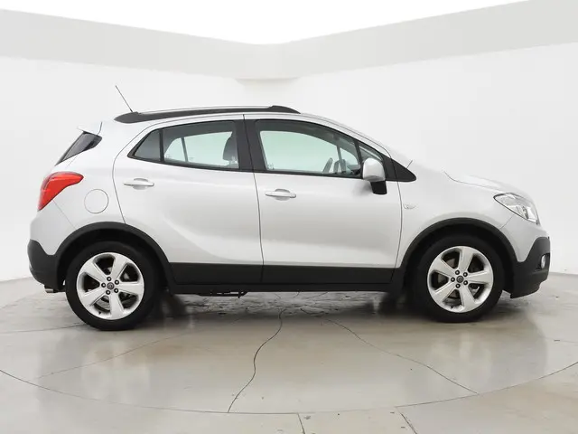 Opel Mokka 1.6 COSMO + TREKHAAK 2013 Benzine 11