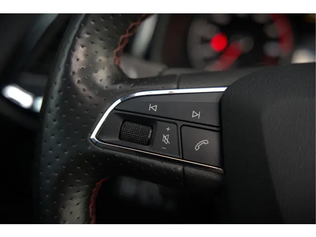 SEAT Ateca 2.0 EcoTSI FR 4DRIVE 2017 Benzine 36