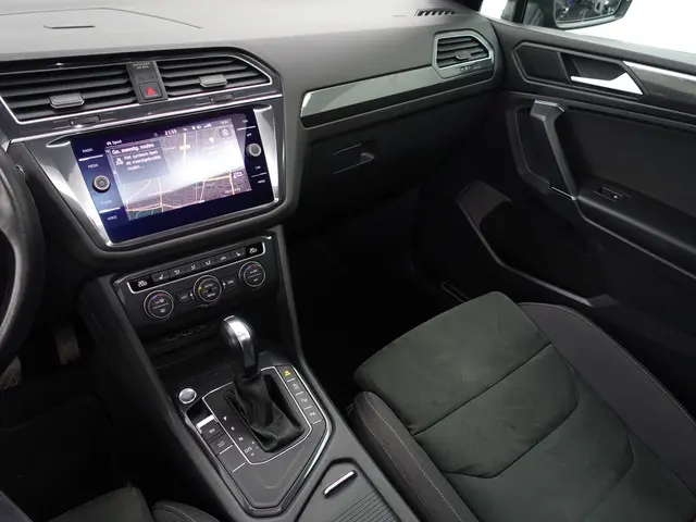 Volkswagen Tiguan Allspace 1.5 TSI R-line+ Aut- 2020 Benzine 9