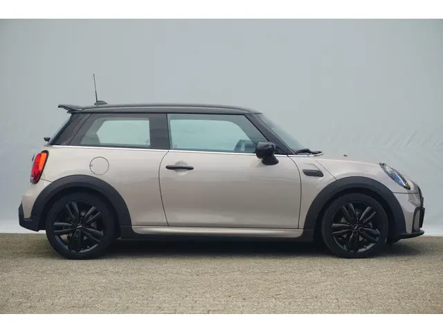 MINI 3-Deurs Cooper 2021 Benzine 3