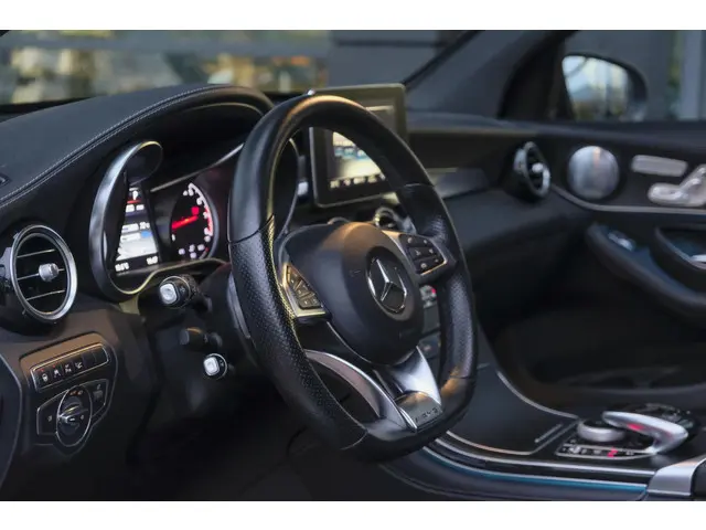 Mercedes-Benz GLC GLC43 AMG 367pk 4MATIC 2017 Benzine 8