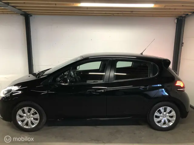 Peugeot 208 1.2 PureTech Active 2016 Benzine 5