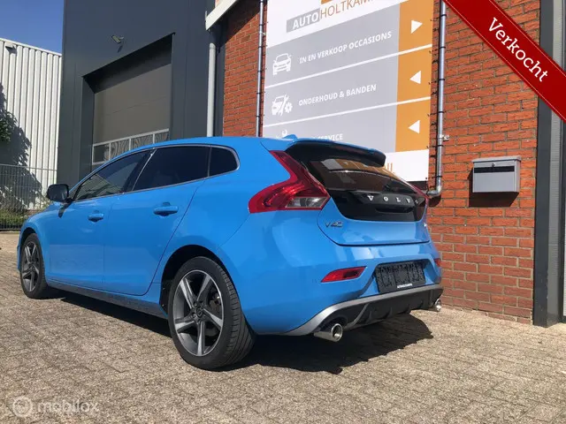 Volvo V40 1.6 T4 R-Design PANORAMA/NAVI/ECC/LM 2013 Benzine 6