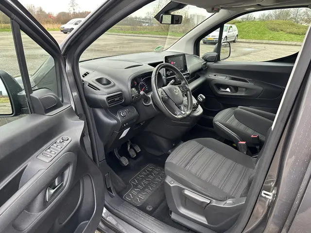 Opel Combo life 1.2 Turbo L1H1 Edition 2018 Benzine 9