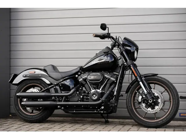 Harley-Davidson Low Rider 2