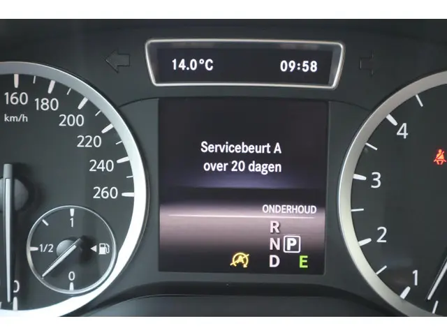 Infiniti Q30 1.6t Premium Tech 2016 Benzine 30