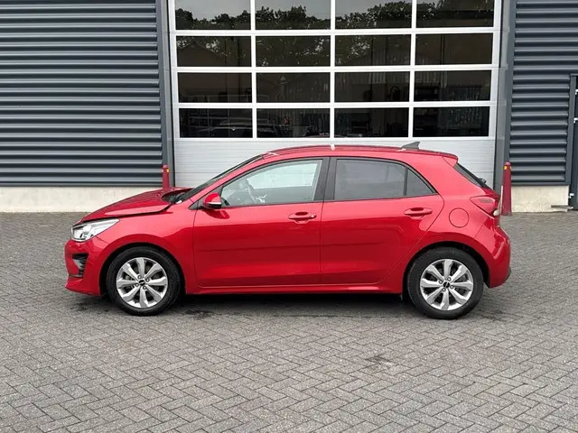 Kia Rio 1.0 T-GDi MHEV GT-Line 2022 Benzine 2