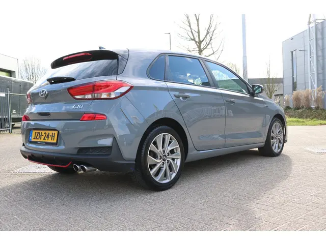 Hyundai i30 1.0 T-GDI Premium N-Line 2019 Benzine 11