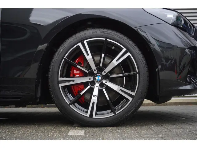 BMW i5 Touring eDrive40 2026 Elektrisch 6