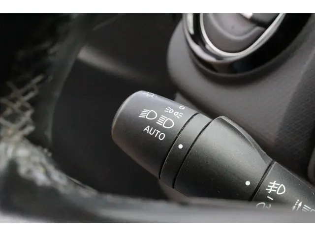 Renault Clio 1.2 TCe Intens 2017 Benzine 29