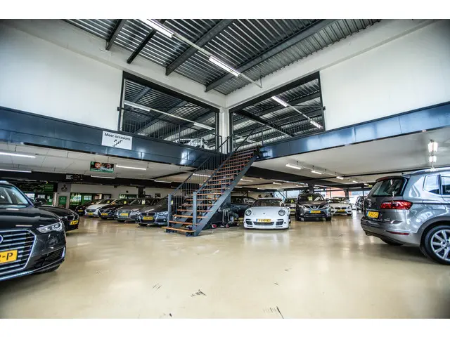 Volkswagen T-Roc 1.5 TSI R-Line Automaat 2020 Benzine 24