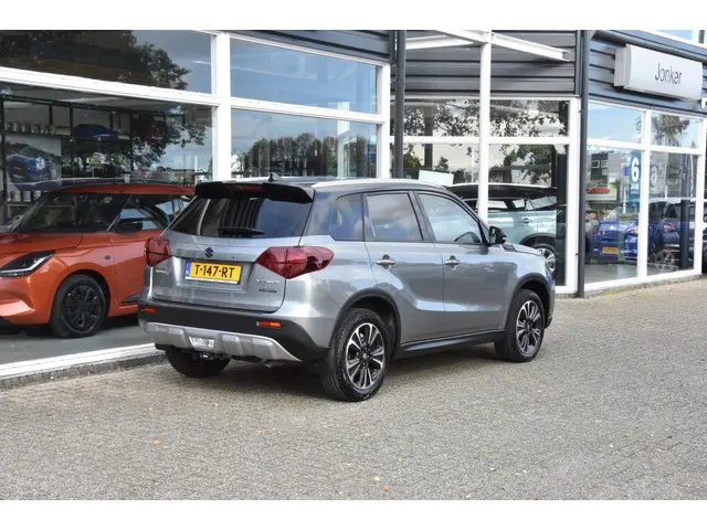 Suzuki Vitara 1.5 Hybrid Style 2023 Hybride Benzine 22