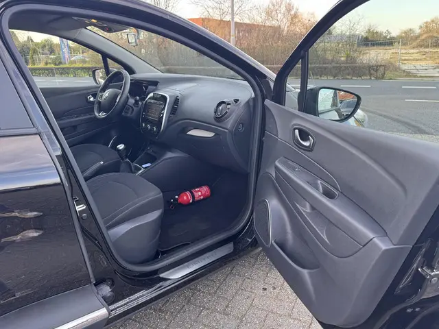 Renault Captur 0.9 TCe Limited 2020 Benzine 14