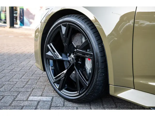 Audi RS6 Avant 4.0 TFSI quattro 2022 Benzine 10
