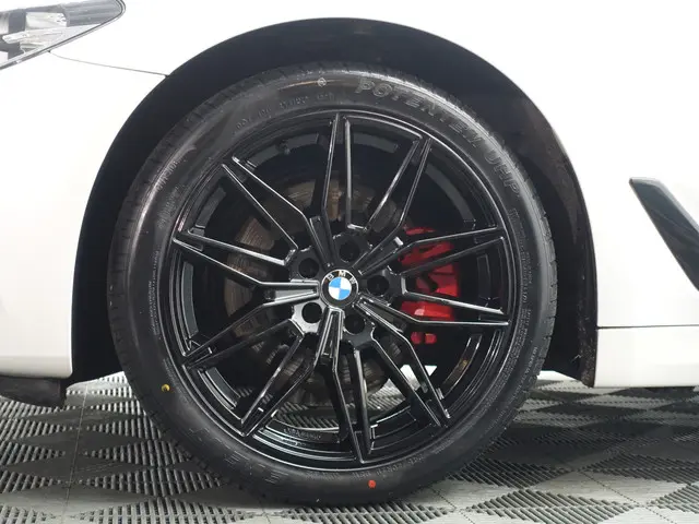 BMW 5 Serie 520d M Sport High Exe Aut- 2019 Diesel 3