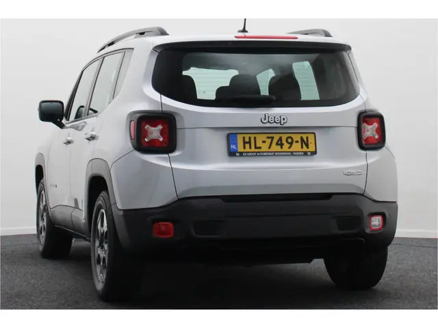 Jeep Renegade 1.6 E-Torq Longitude 2015 Benzine 17